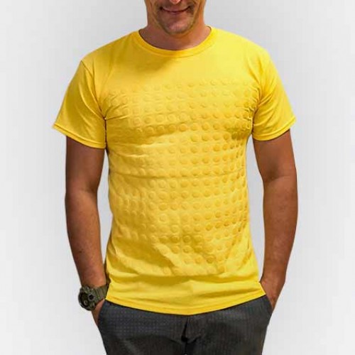 Žlté unisex tričko pokryté guličkami zo suchého zipsu